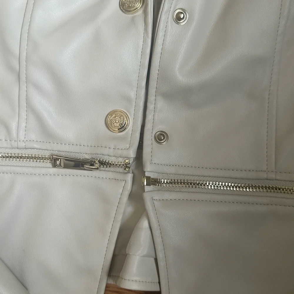 Zara Biker Cropped Jacket Womens Faux Leather Zipper Cuffs Classic XS - Picture 2 of 7